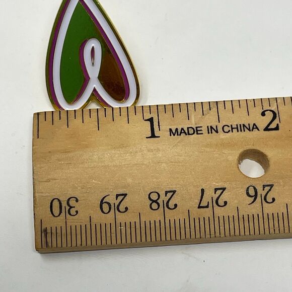 Latched Mama Pins lot of 2, Boo Bees and Heart - Picture 8 of 9